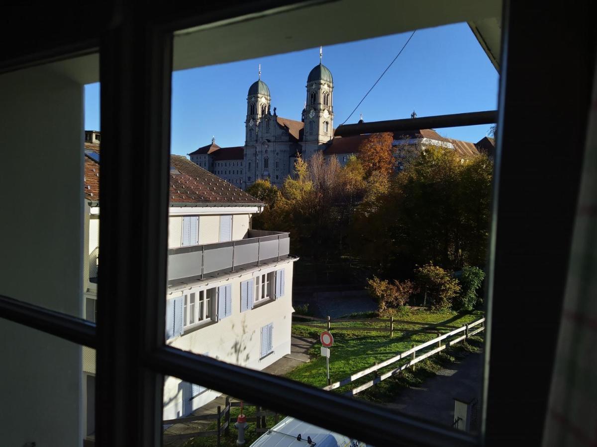Gasthaus Meinradsberg Einsiedeln Buitenkant foto
